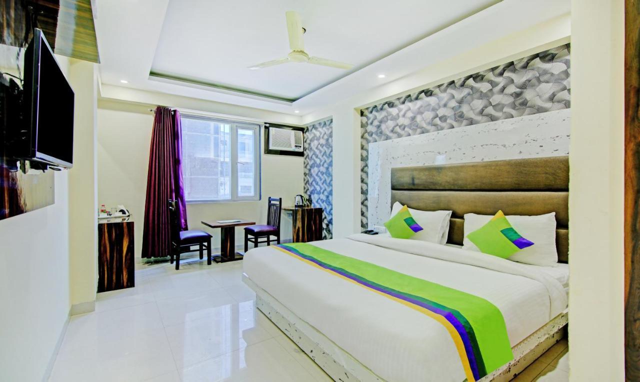 Treebo Trend Smart Signature New Delhi Eksteriør bilde